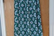 Dunnes Gallery  Skirt. S. M- 12-14.  B.N.W.T