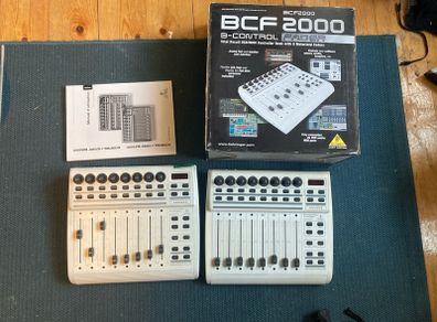 Behringer BCF2000 x 2