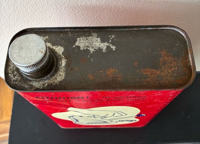 Vintage McCormick Hydraulic Oil Tin