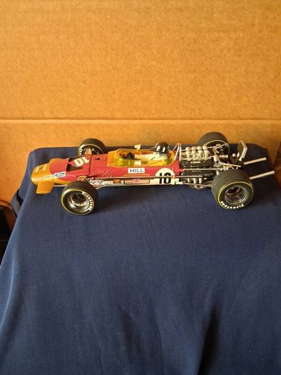 Model cars and bar signs