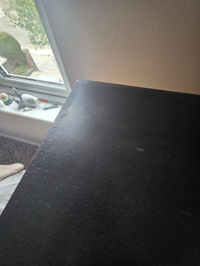 Ikea Malm 4 drawer chest of drawers.