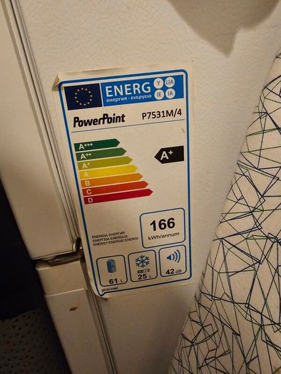 Fridge freezer