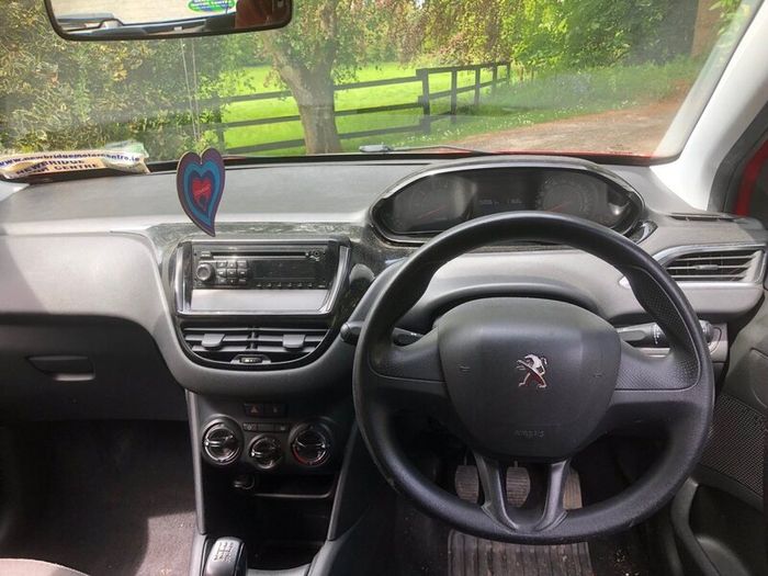 Peugeot 208. NCT 05/27