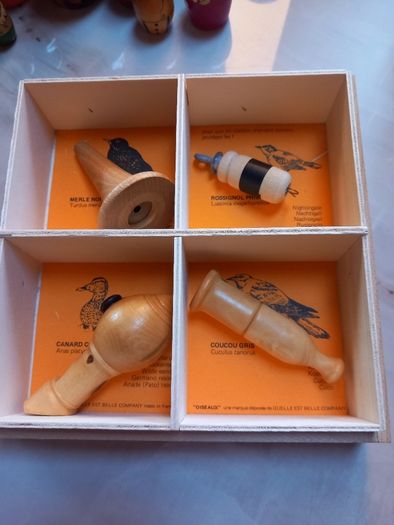 4 bird whistles, lovely gift, as new, D18 post 8e