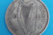 Ireland 1933 Harp Half Crown in  Very Fine condition