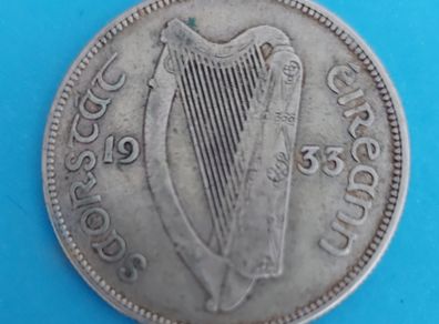Ireland 1933 Harp Half Crown in  Very Fine condition