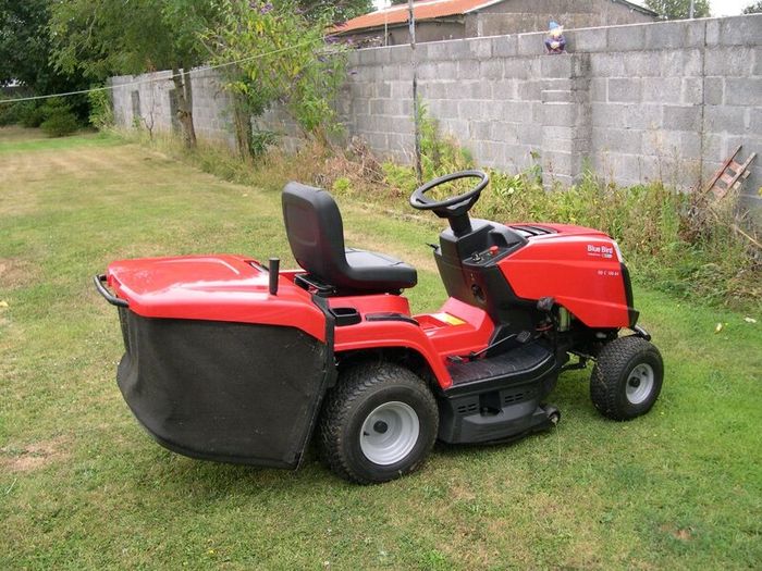 Bluebird (same as Castel Garden) ride-on Mower