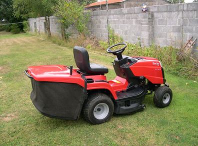 Bluebird (same as Castel Garden) ride-on Mower