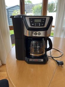 Russell Hobs bean to cup coffee maker.