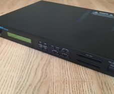 Roland U-220 RS-PCM Sound Module