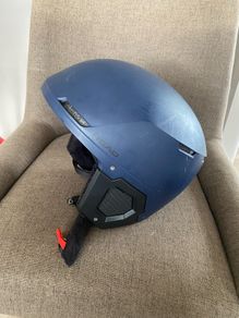 skiing helmet