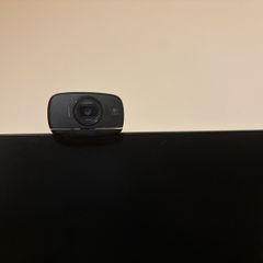 Logitech b525/c525 720p hd webcam with rotating autofocus web camera