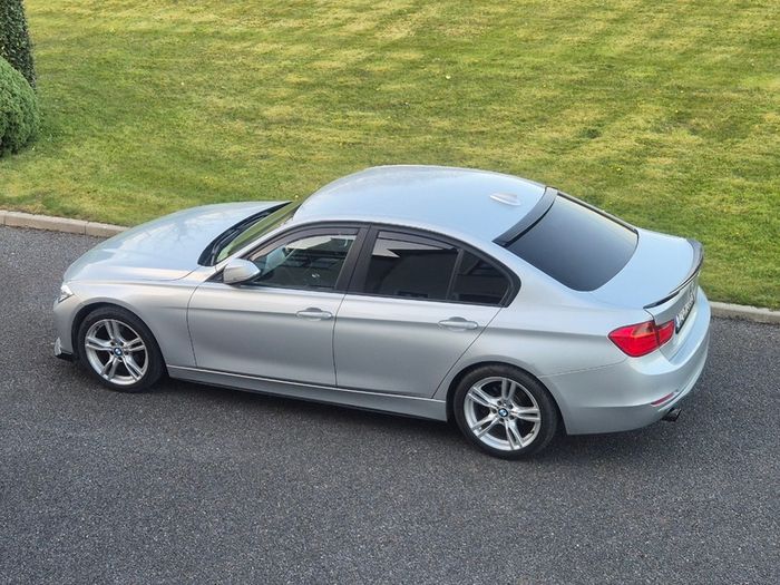 2012 BMW 3 Series
