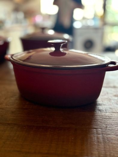 Cast Iron Dutch Oven