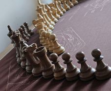 Classic Staunton style weighted chess pieces set