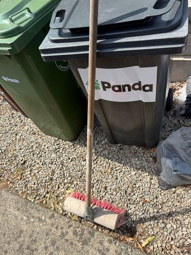 Large heavy duty yard brush