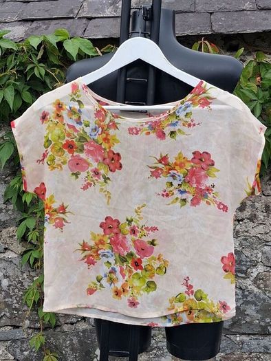 Atmosphere - Light Floral Chiffon Short Sleeve Top