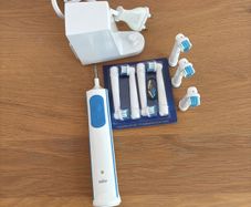 Electric Toothbrush