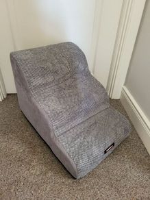 Dog steps brand new