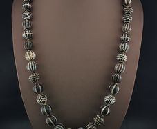 Ancient Burmese Pumtek Pyu Petrified Wood Beads Necklace
