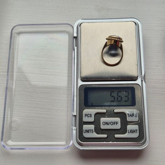 Ring gold 9k 375  with blue amethyst size L (51)( around 6g)