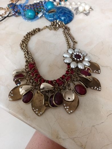 Costume  Necklace  x 5. Different  Colours  And  Styles.