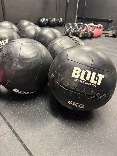 BOLT Wall balls 4kg/6kg