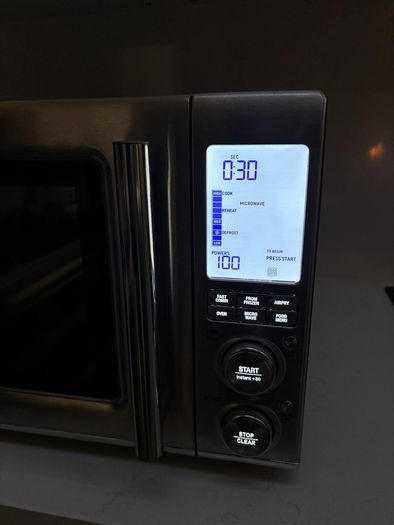 Sage - Combi Microwave Air Fryer - the Combi Wave 3 in 1