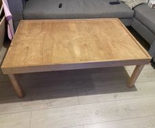 table with 2 drawers