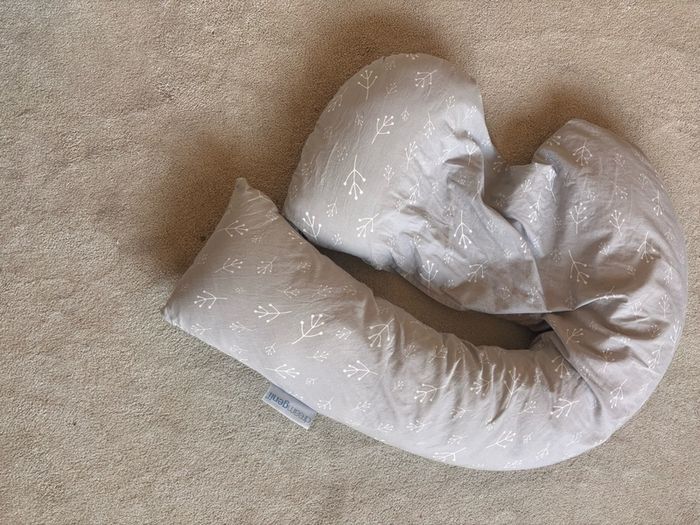 pregnancy pillow