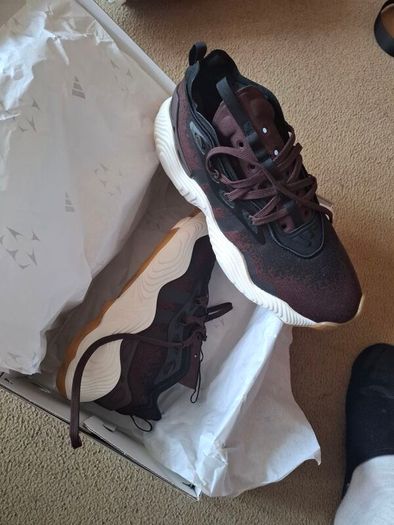 Adidas Trae Young 3