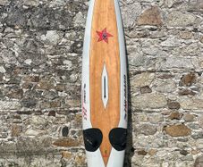 Windsurf slalom board