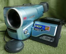 Samsung VP-L600 Video Camera, 8mm Camcorder