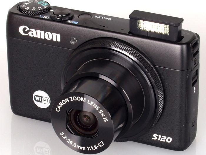 Canon PowerShot S120 Digital Camera w/ 12.1 MP 1/1.7 Inch Sensor & Wi-Fi Enabled Black/ Used
