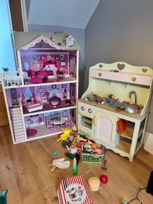 dolls house and kitchen