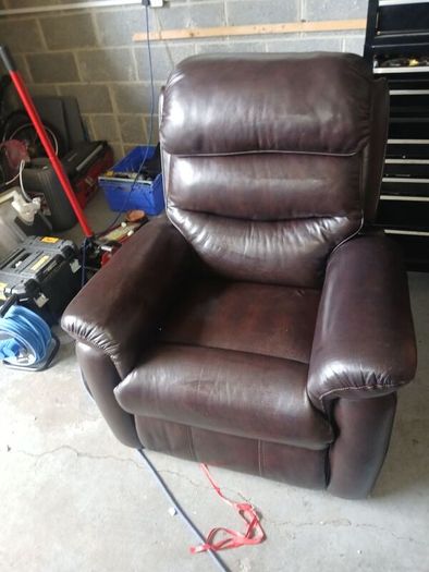 Tyler Electric Recliner