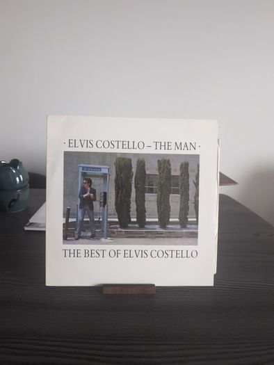 Elvis Costello - The Man (The Best Of Elvis Costello) (LP, Comp)