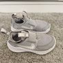 Boys runners size UK 9.5/27 Image 2