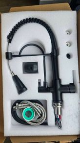 Kitchen Tap with pull down spray & filter tap