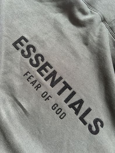 Essentials fear of god black hoodie