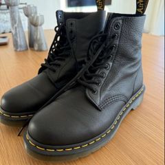 Dr. martens