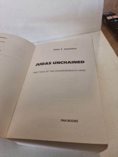 Peter F. Hamilton  Judas Unchained