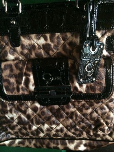 Guess bag