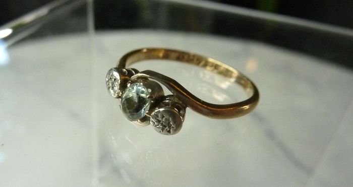 9ct Gold Aquamarine and Diamond Trilogy Ring, Platinum setting, Size K.5, 1.69g