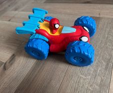 spiderman car
