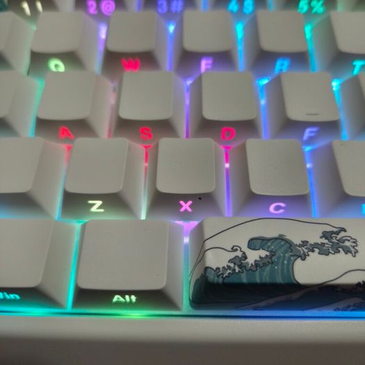 Mad60he White RGB Amber Pro Switches Coral Keycaps and Cable