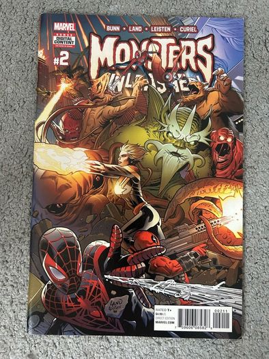 Spider Gwen, Web-Warriors & Monsters Unleashed comic bundle