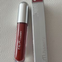 r.e.m. beauty essential drip glossy balm cherry cola 4.7ml