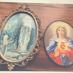 2 Holy Pictures