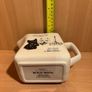Black & White jug Image 2